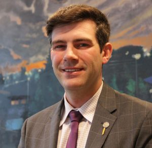 Don Iveson is the mayor of Edmonton. He supported the Edmonton Community Energy Transition Strategy which Edmonton city council unanimously passed. 